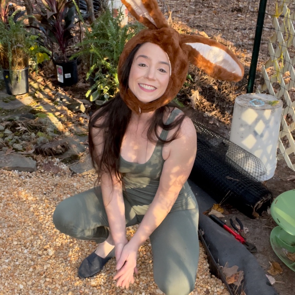 Meet your Posher, Hillary